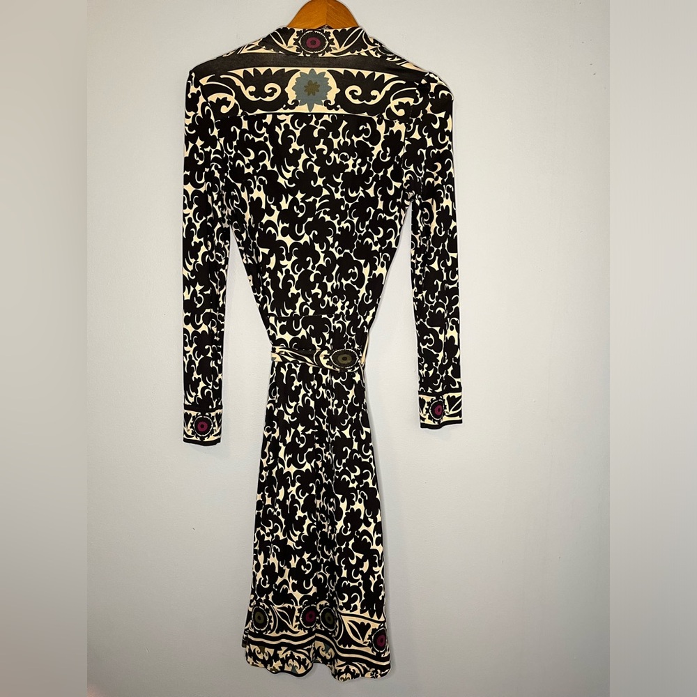 DVF Jeanne Wrap Dress Silk Print Long Sleeve 8 classic